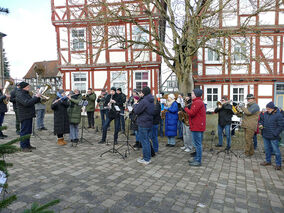 Feier des „Weihnachtsfriedens“ in Naumburg (© Karl-Franz Thiede)